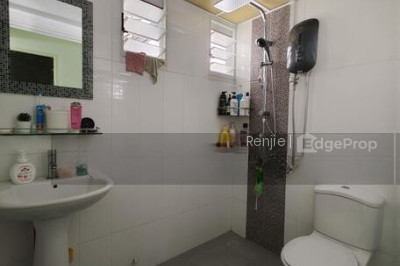 256B SUMANG WALK HDB | Listing