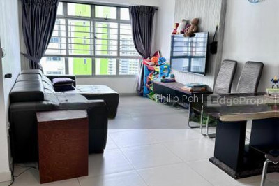 524A TAMPINES CENTRAL 7 HDB | Listing