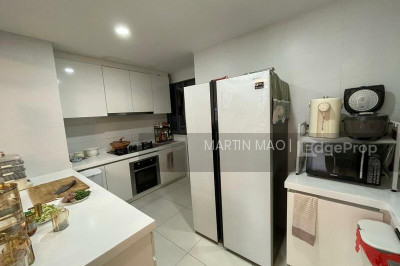 SKYPARK RESIDENCES Apartment / Condo | Listing