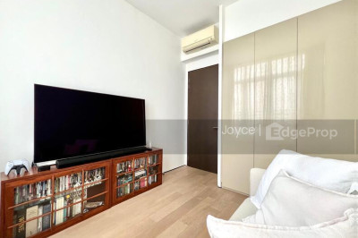 CENTENNIA SUITES Apartment / Condo | Listing