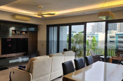 THE LAKEFRONT RESIDENCES Apartment / Condo | Listing