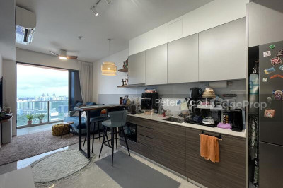 STIRLING RESIDENCES Apartment / Condo | Listing