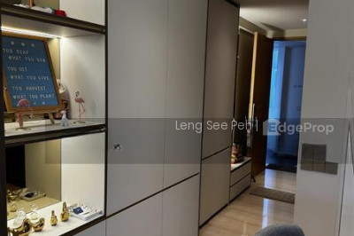 SILVERSEA Apartment / Condo | Listing