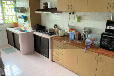 527 JURONG WEST STREET 52 HDB | Listing