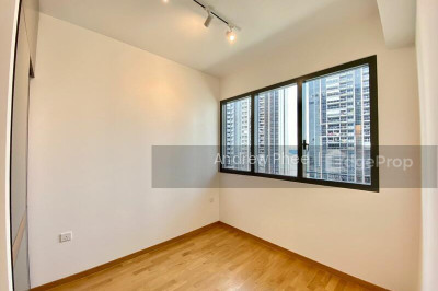 TWIN VEW Apartment / Condo | Listing