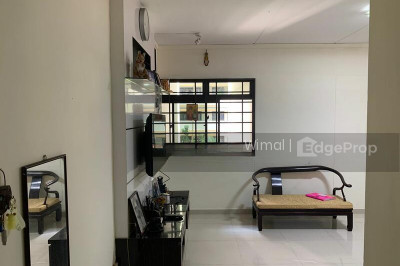 5 PINE CLOSE HDB | Listing