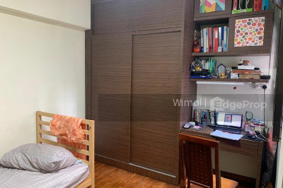 5 PINE CLOSE HDB | Listing