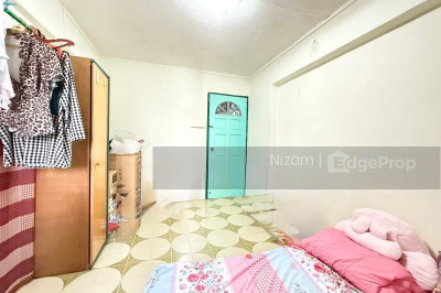 649 ANG MO KIO AVENUE 5 HDB | Listing