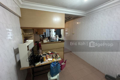 211 ANG MO KIO AVENUE 3 HDB | Listing