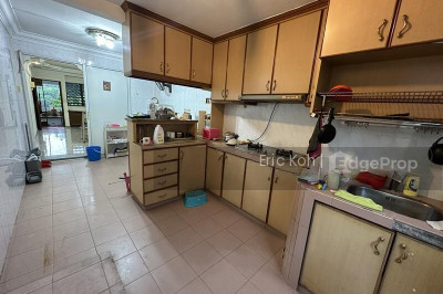 211 ANG MO KIO AVENUE 3 HDB | Listing