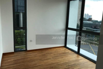 J GATEWAY Apartment / Condo | Listing