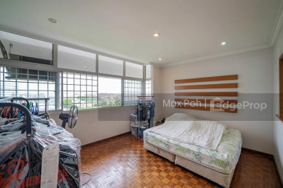 RIDGEWOOD CONDOMINIUM Apartment / Condo | Listing