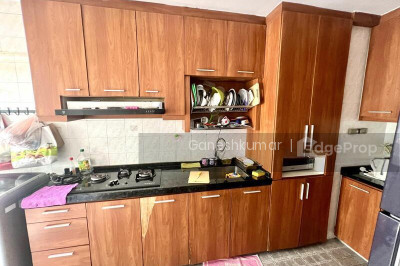 492 ADMIRALTY LINK HDB | Listing