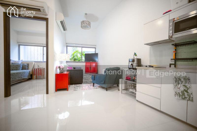 SIGLAP V Apartment / Condo | Listing