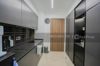 DAINTREE RESIDENCE Apartment / Condo | Listing