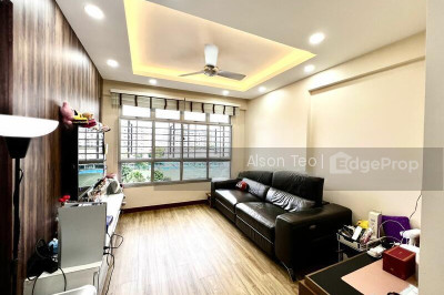 879B TAMPINES AVENUE 8 HDB | Listing