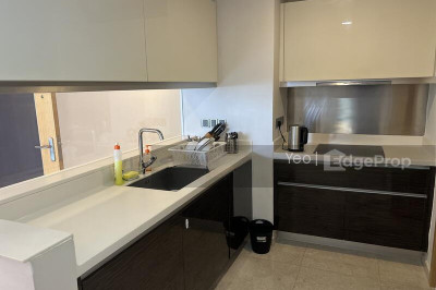 MARINA BAY SUITES Apartment / Condo | Listing