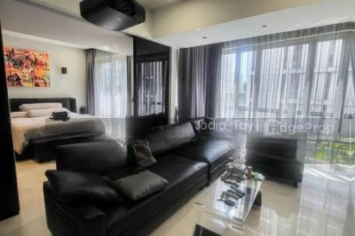 UE SQUARE Apartment / Condo | Listing