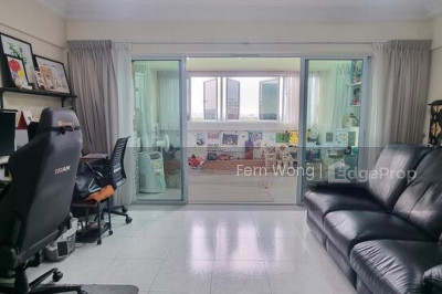 427 TAMPINES STREET 41 HDB | Listing