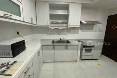 INTERNATIONAL PLAZA Apartment / Condo | Listing