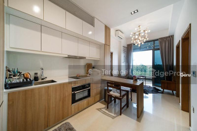 SPOTTISWOODE SUITES Apartment / Condo | Listing