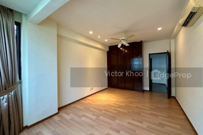 OCEAN PARK Apartment / Condo | Listing