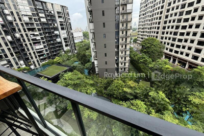 PARK COLONIAL Apartment / Condo | Listing