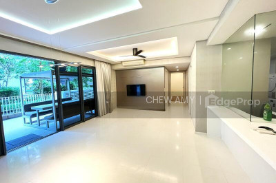 THE LAKEFRONT RESIDENCES Apartment / Condo | Listing