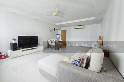 273 TAMPINES STREET 22 HDB | Listing