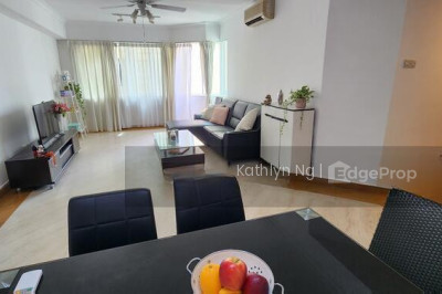 EMERALD GARDEN Apartment / Condo | Listing