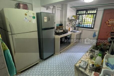 195 GOLDEN CLOVER HDB | Listing