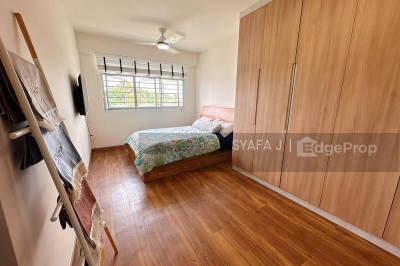 102A CANBERRA STREET HDB | Listing