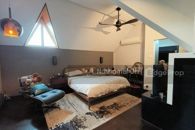 SIGLAP LODGE Apartment / Condo | Listing