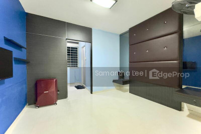 823 JURONG WEST STREET 81 HDB | Listing