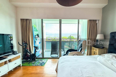 THE BERTH BY THE COVE Apartment / Condo | Listing