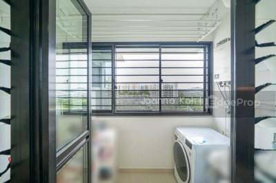 132A CANBERRA CRESCENT HDB | Listing