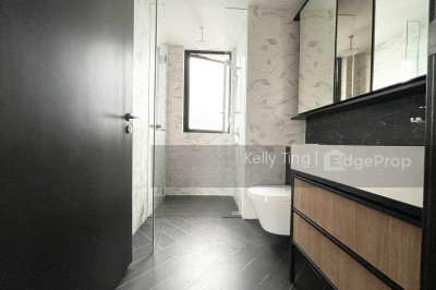 MAYFAIR MODERN Apartment / Condo | Listing