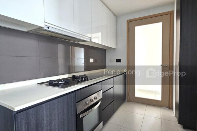 ESPARINA RESIDENCES Apartment / Condo | Listing