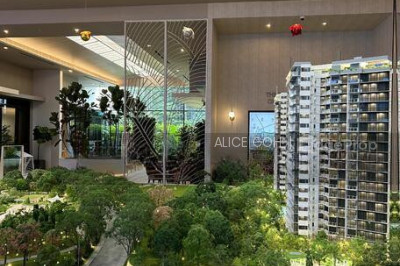 THE LAKEGARDEN RESIDENCES Apartment / Condo | Listing