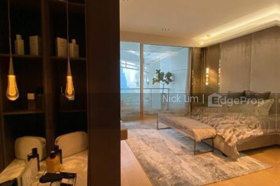 ELTA Apartment / Condo | Listing