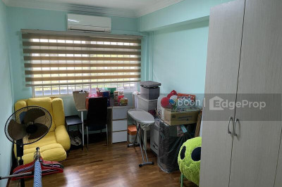 353 TAMPINES STREET 33 HDB | Listing