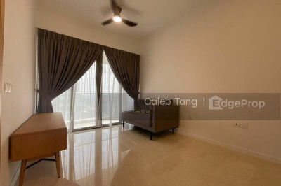 THE TRE VER Apartment / Condo | Listing