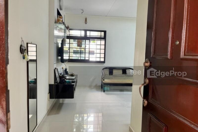 5 PINE CLOSE HDB | Listing