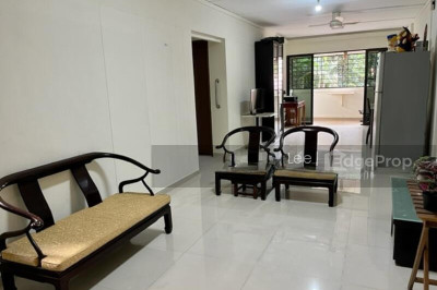 5 PINE CLOSE HDB | Listing