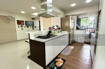 370 HOUGANG STREET 31 HDB | Listing