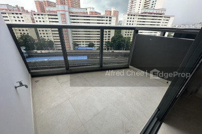 COMMONWEALTH TOWERS Apartment / Condo | Listing