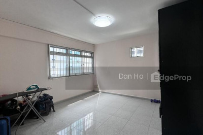 122 MARSILING RISE HDB | Listing