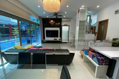 ASTON RESIDENCE Landed | Listing