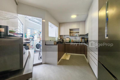 206D COMPASSVALE LANE HDB | Listing