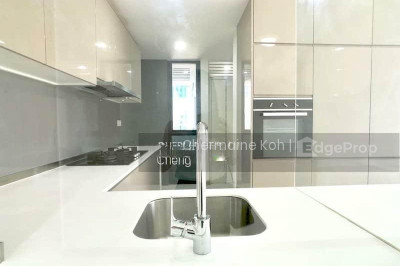 J GATEWAY Apartment / Condo | Listing